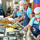 Những điều doanh nghiệp cần biết khi thuê dịch vụ suất ăn công nghiệp