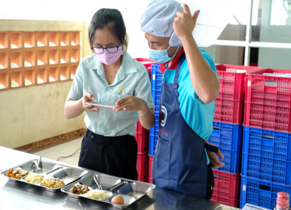 Nguy cơ từ suất ăn công nghiệp kém chất lượng: Đừng bỏ qua