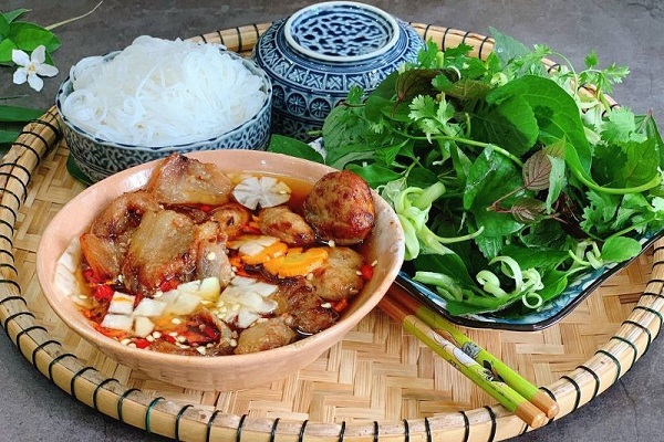 Bún Chả - Món ăn đường phố Hà Nội hấp dẫn không thể bỏ qua!